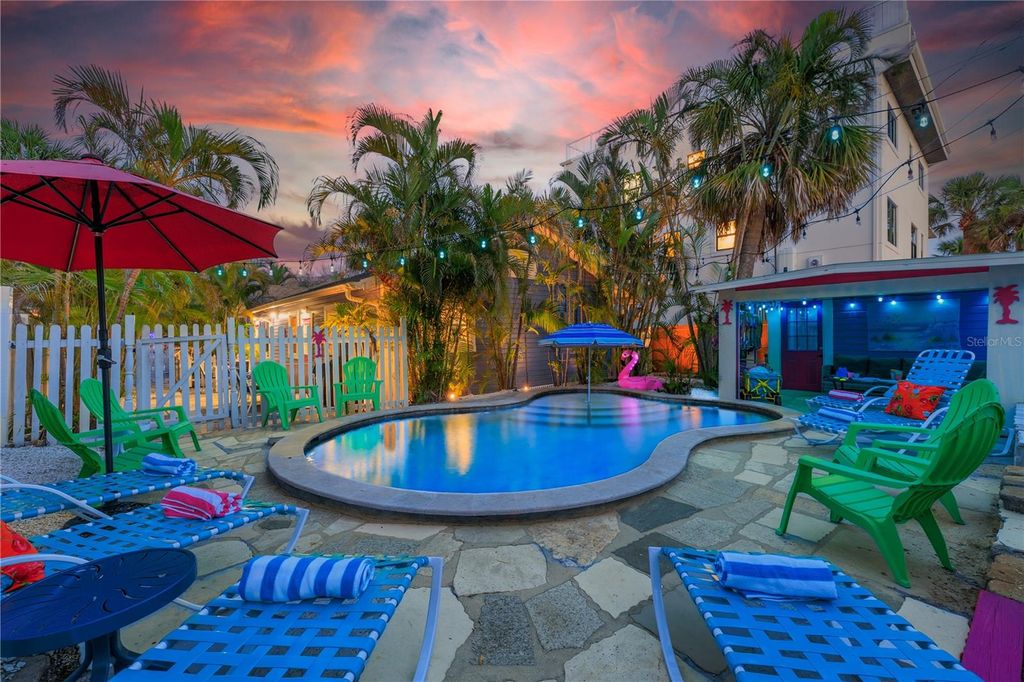 Photo of 722 Gulf Boulevard, Indian Rocks Beach, FL 33785 (MLS # TB8391436)