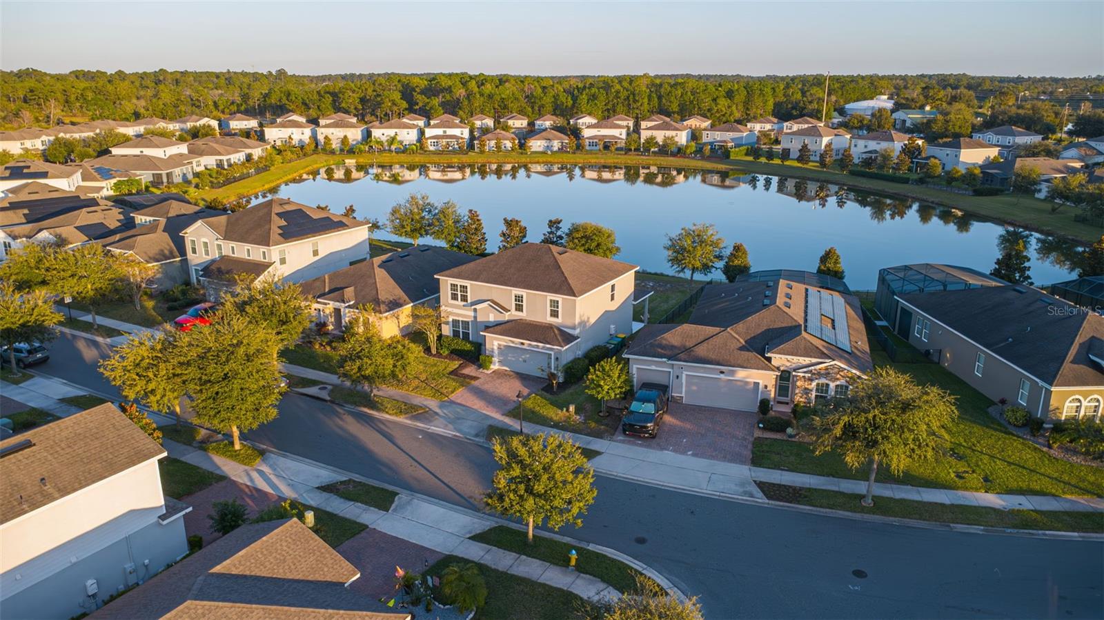 VICTORIA TRAILS NORTHWEST 7 PH - Residential