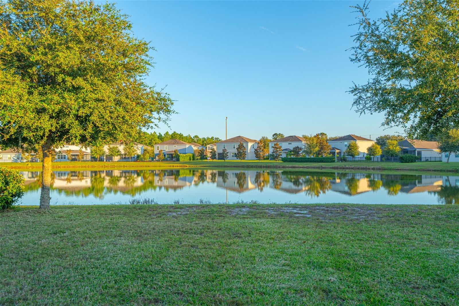 VICTORIA TRAILS NORTHWEST 7 PH - Residential