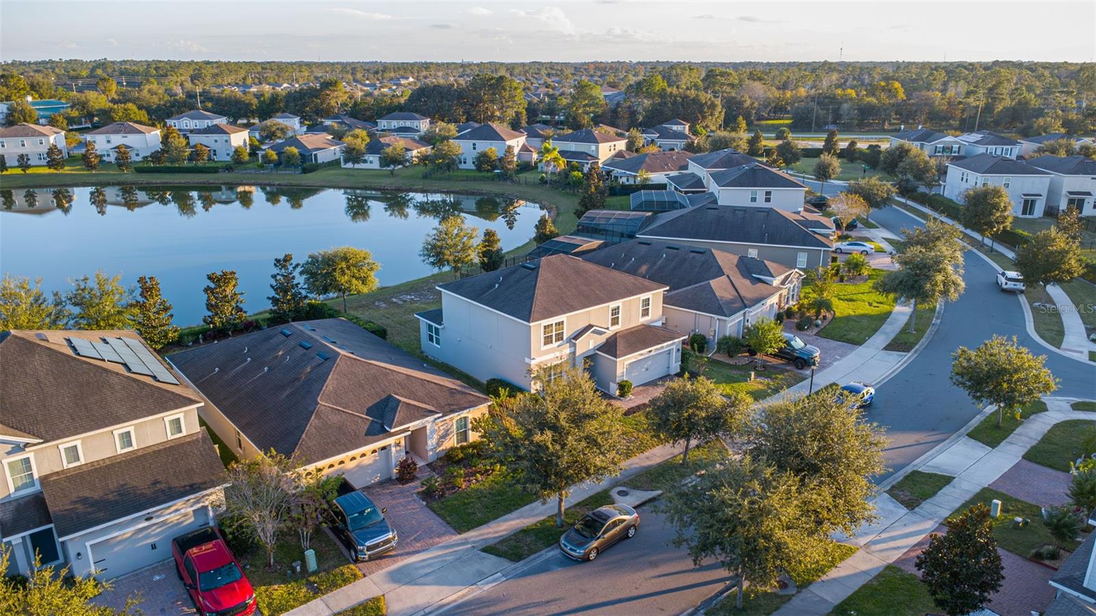 VICTORIA TRAILS NORTHWEST 7 PH - Residential