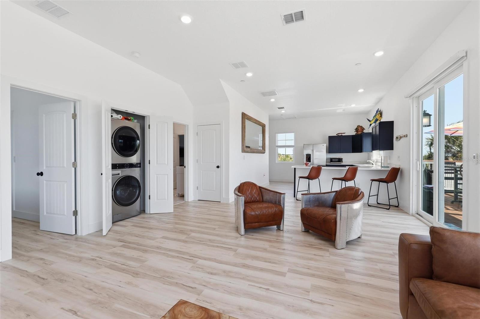 BETHUNE VOLUSIA BEACH - Residential