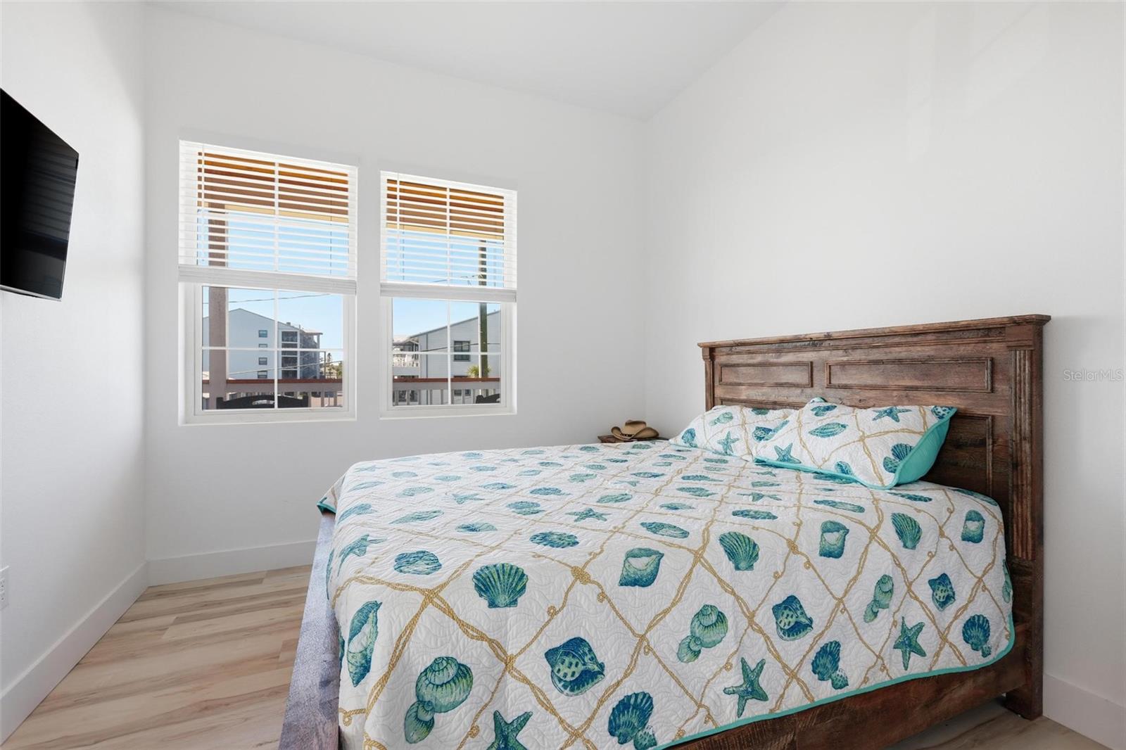 BETHUNE VOLUSIA BEACH - Residential
