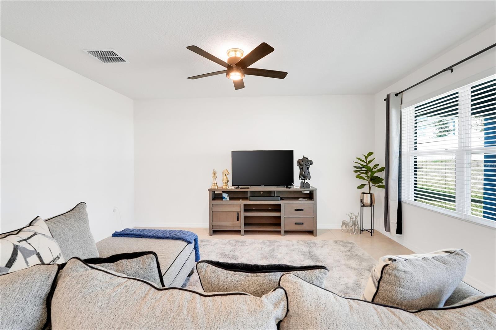 WESTRIDGE PARK PH 2 - Residential