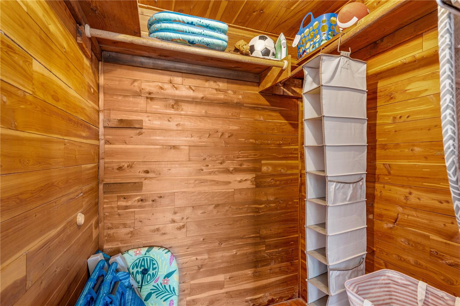 MCELROYS BELLEVIEW - Residential