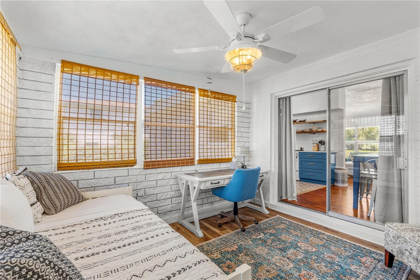 MCELROYS BELLEVIEW - Residential