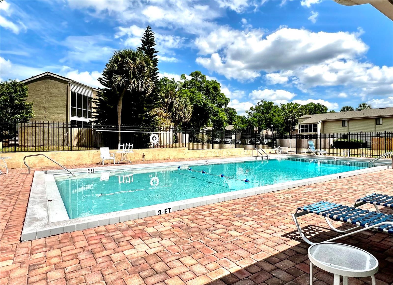 ERROL OAKS CONDO 1 - Residential