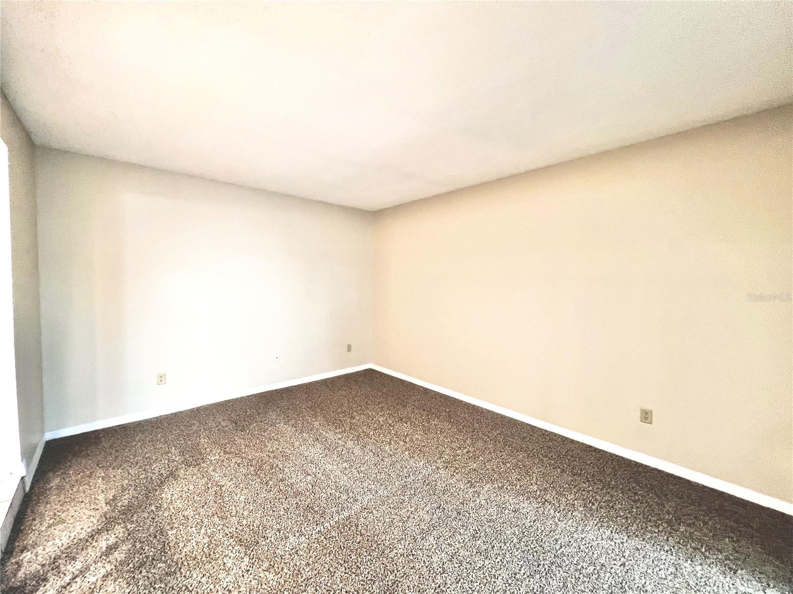 ERROL OAKS CONDO 1 - Residential
