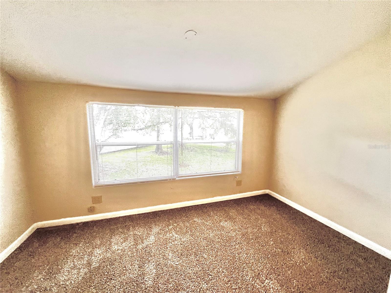 ERROL OAKS CONDO 1 - Residential