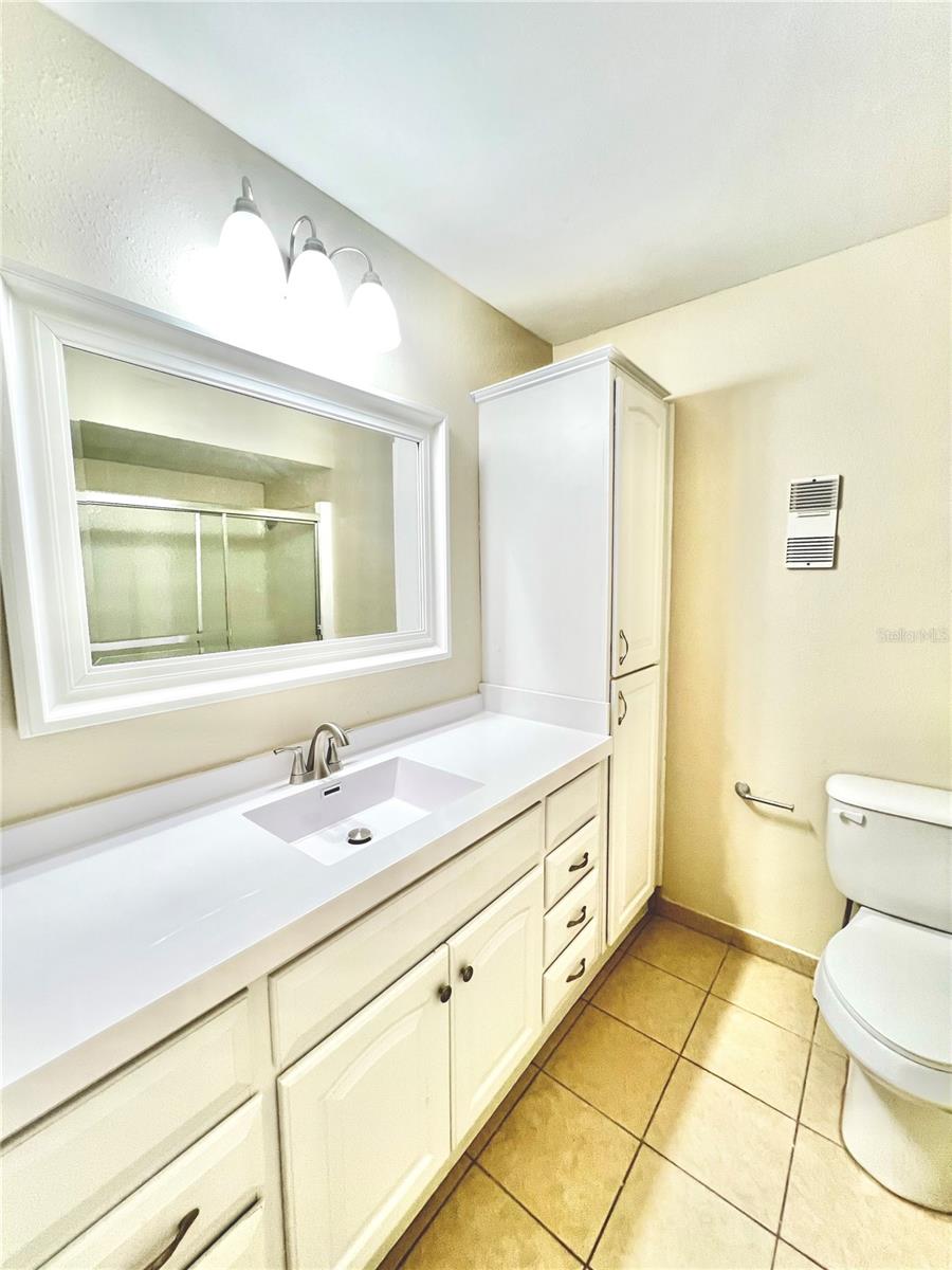 ERROL OAKS CONDO 1 - Residential