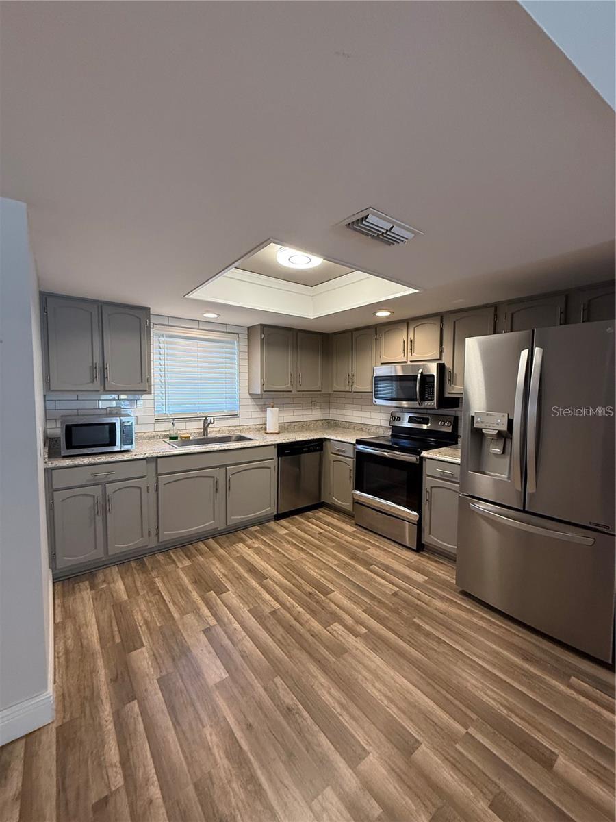 HARVARD ARMS TWNHS - Residential