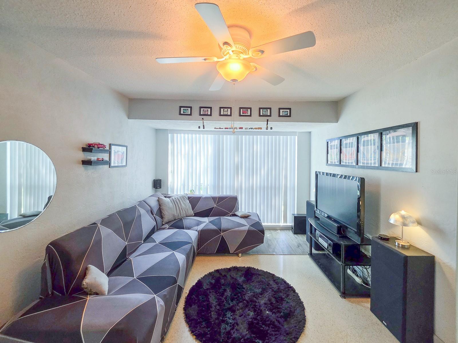 CAMEO POINT UNIT 03 - Residential