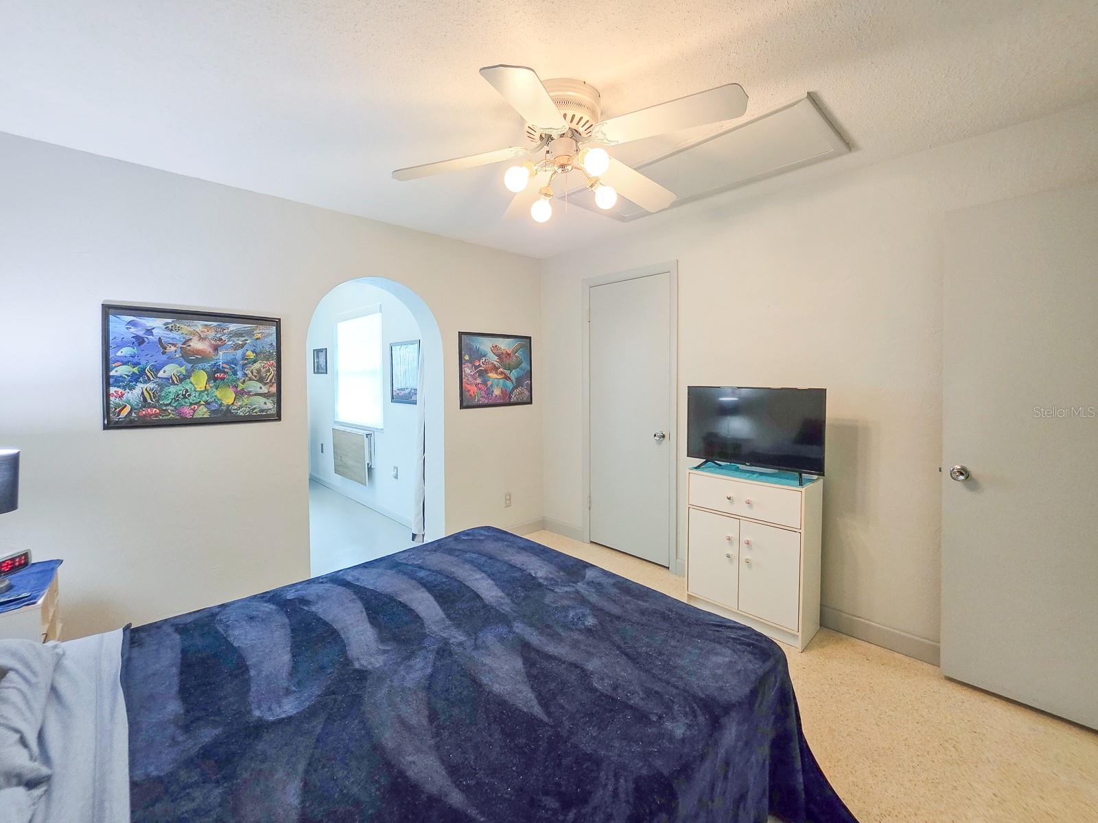 CAMEO POINT UNIT 03 - Residential