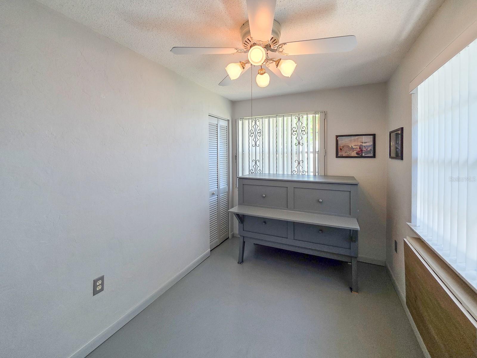 CAMEO POINT UNIT 03 - Residential