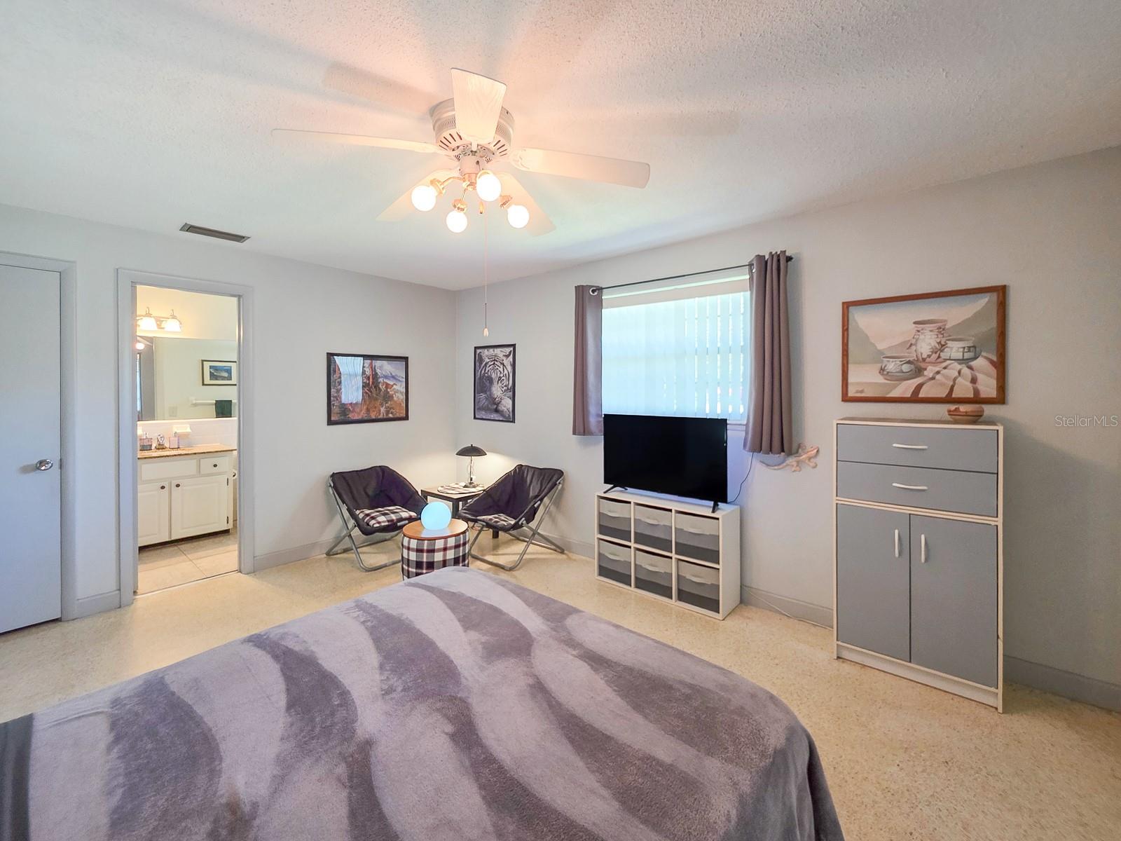 CAMEO POINT UNIT 03 - Residential