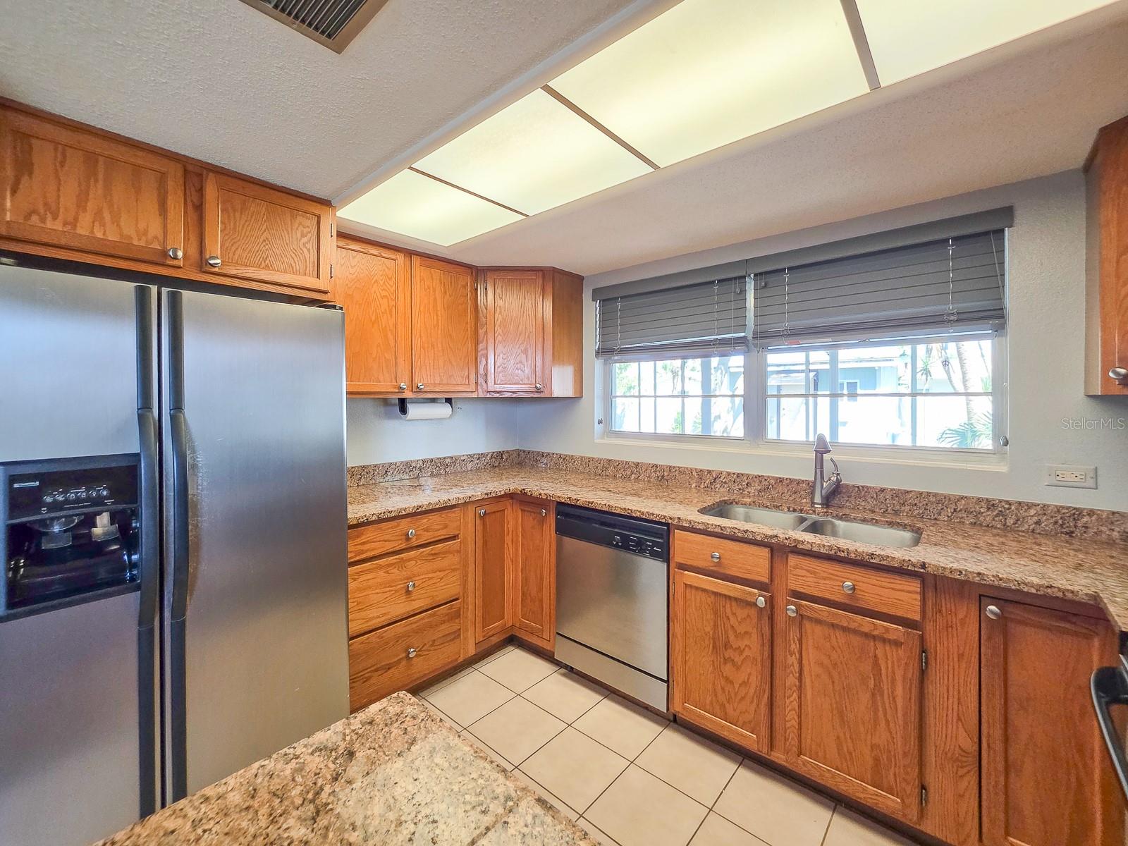 CAMEO POINT UNIT 03 - Residential