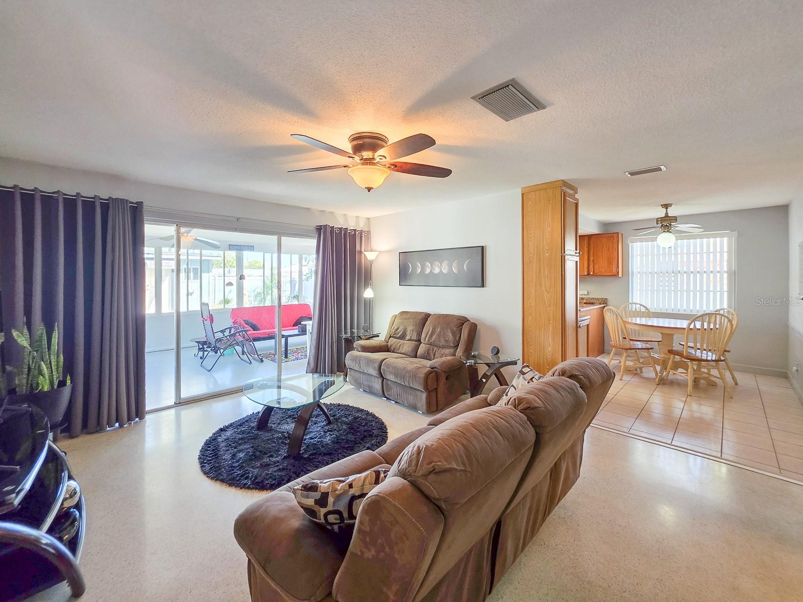 CAMEO POINT UNIT 03 - Residential