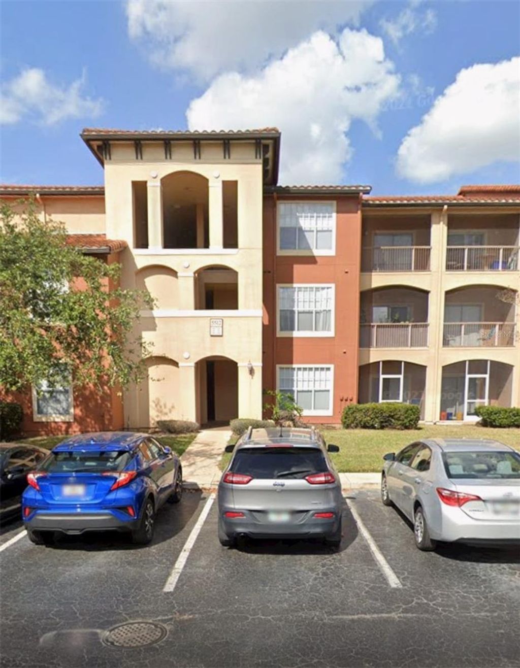 Photo of 5512 Metrowest Boulevard #202, Orlando, FL 32811 (MLS # S5136686)