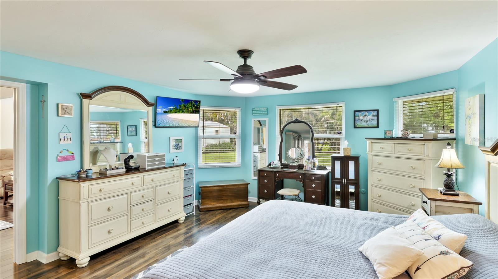 BEIGHNEER MANOR - Residential