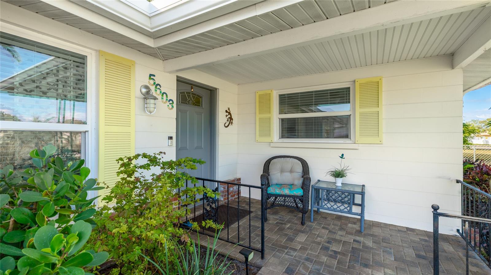 5603 1ST AVENUE DR NW