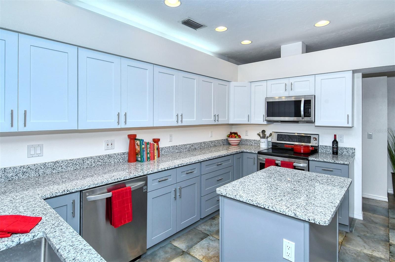 FOXFIRE WEST - Residential