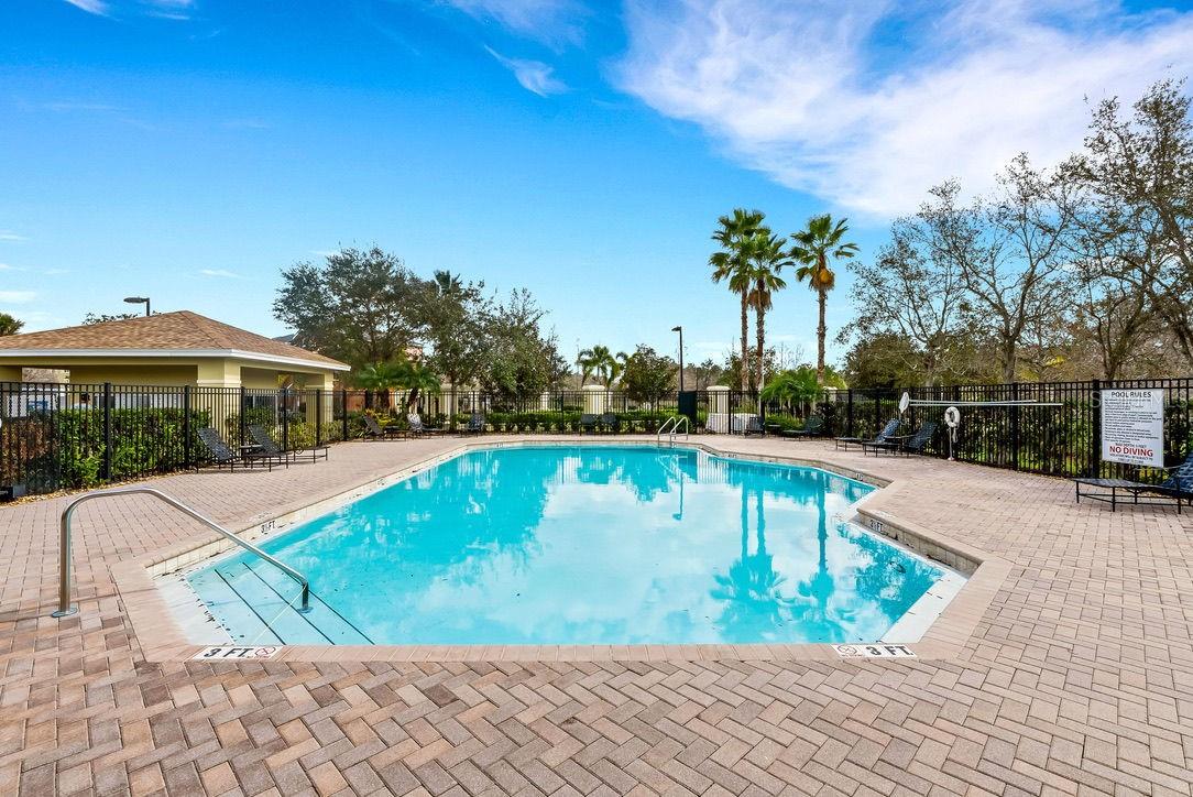 9013 WHITE SAGE LOOP