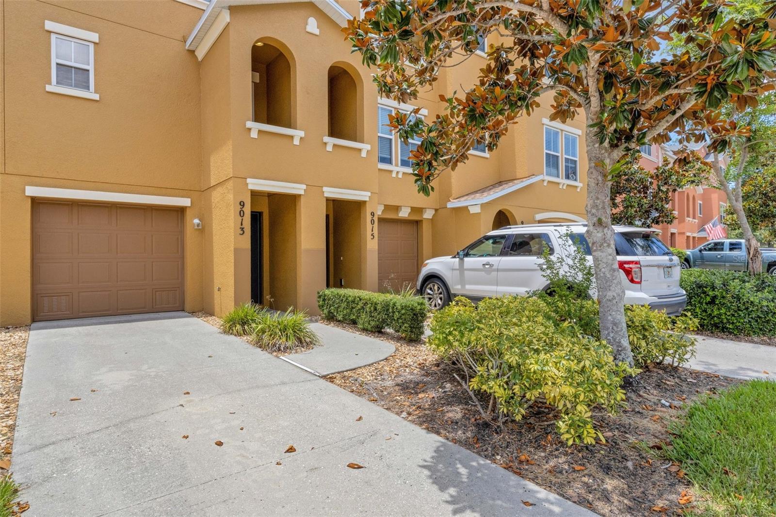9013 WHITE SAGE LOOP