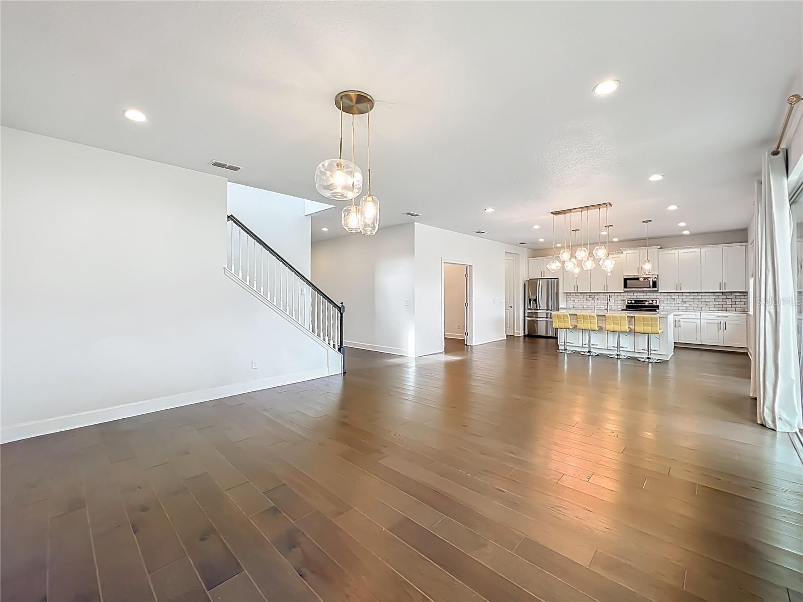 RIVERSIDE OAKS - Residential