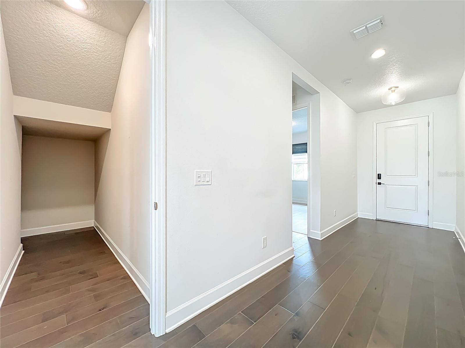 RIVERSIDE OAKS - Residential