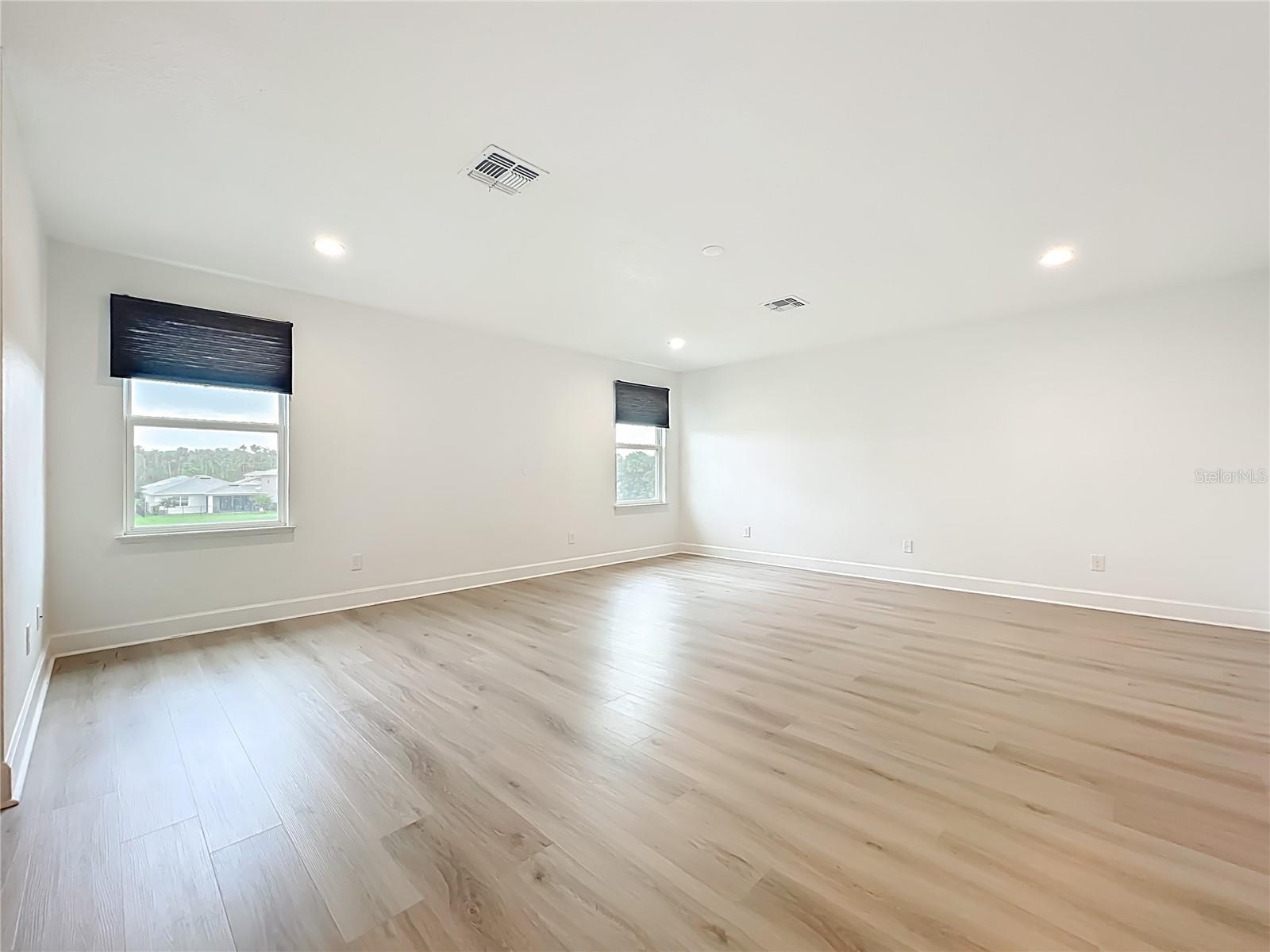 RIVERSIDE OAKS - Residential