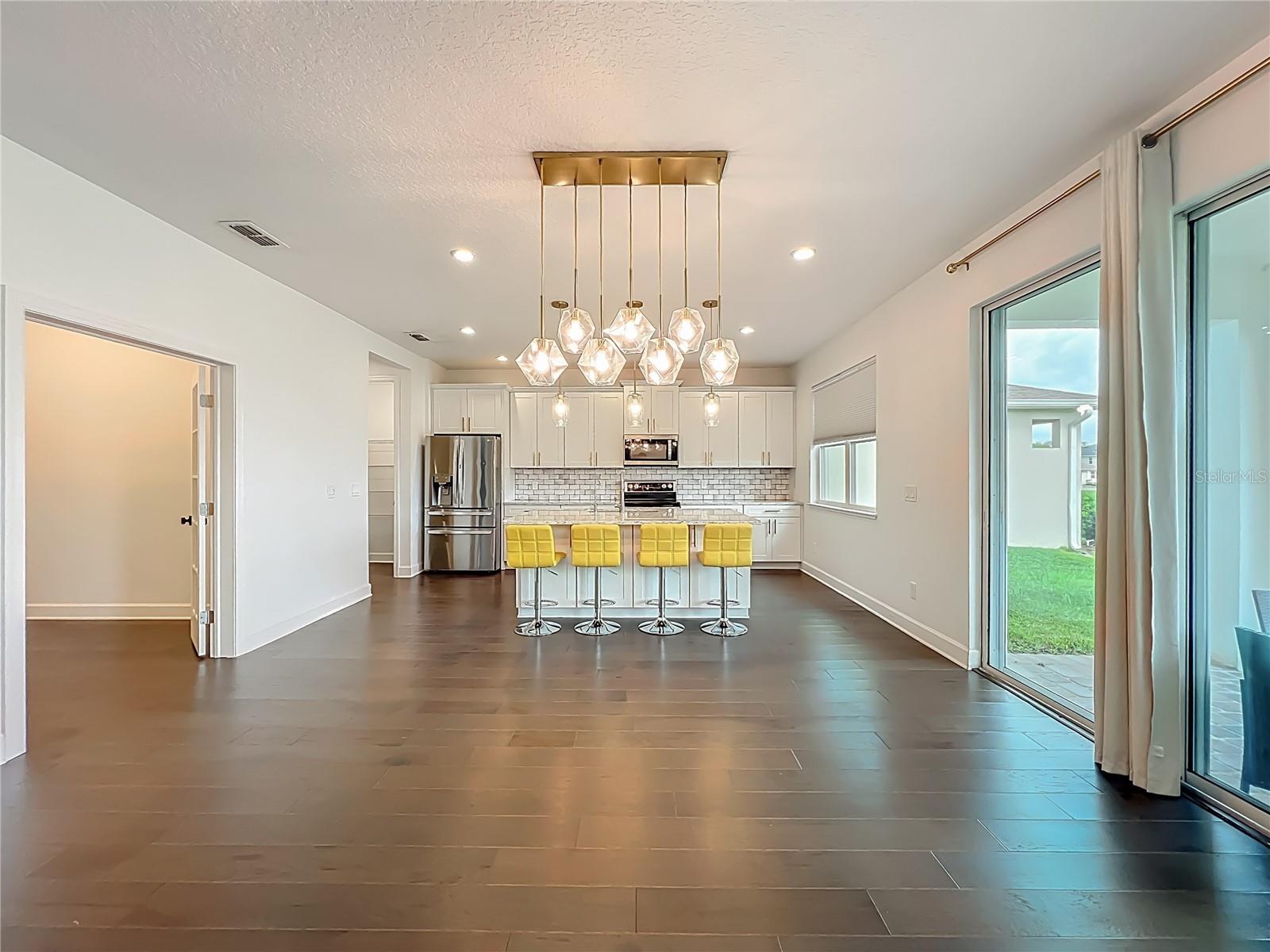 RIVERSIDE OAKS - Residential