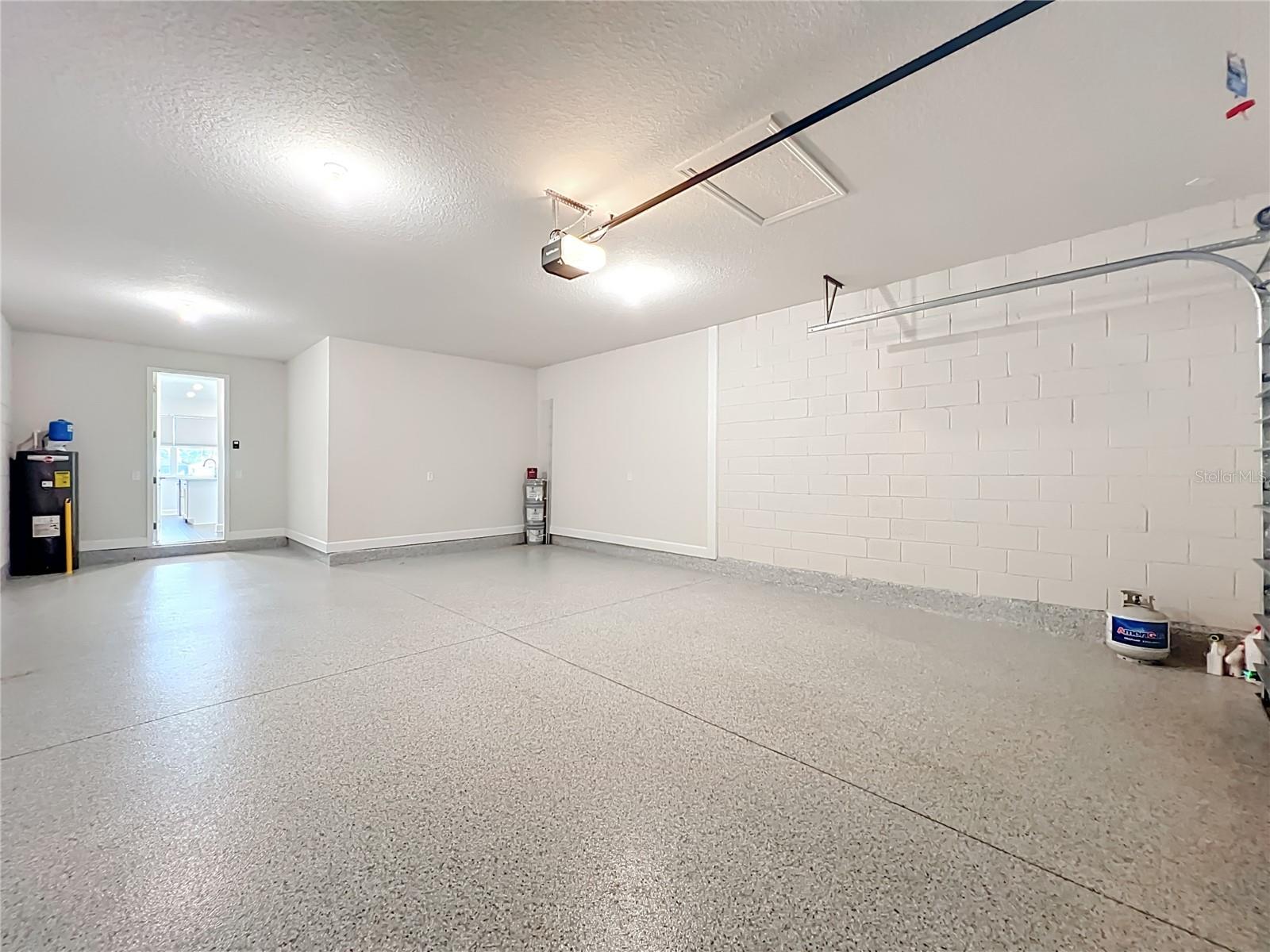 RIVERSIDE OAKS - Residential