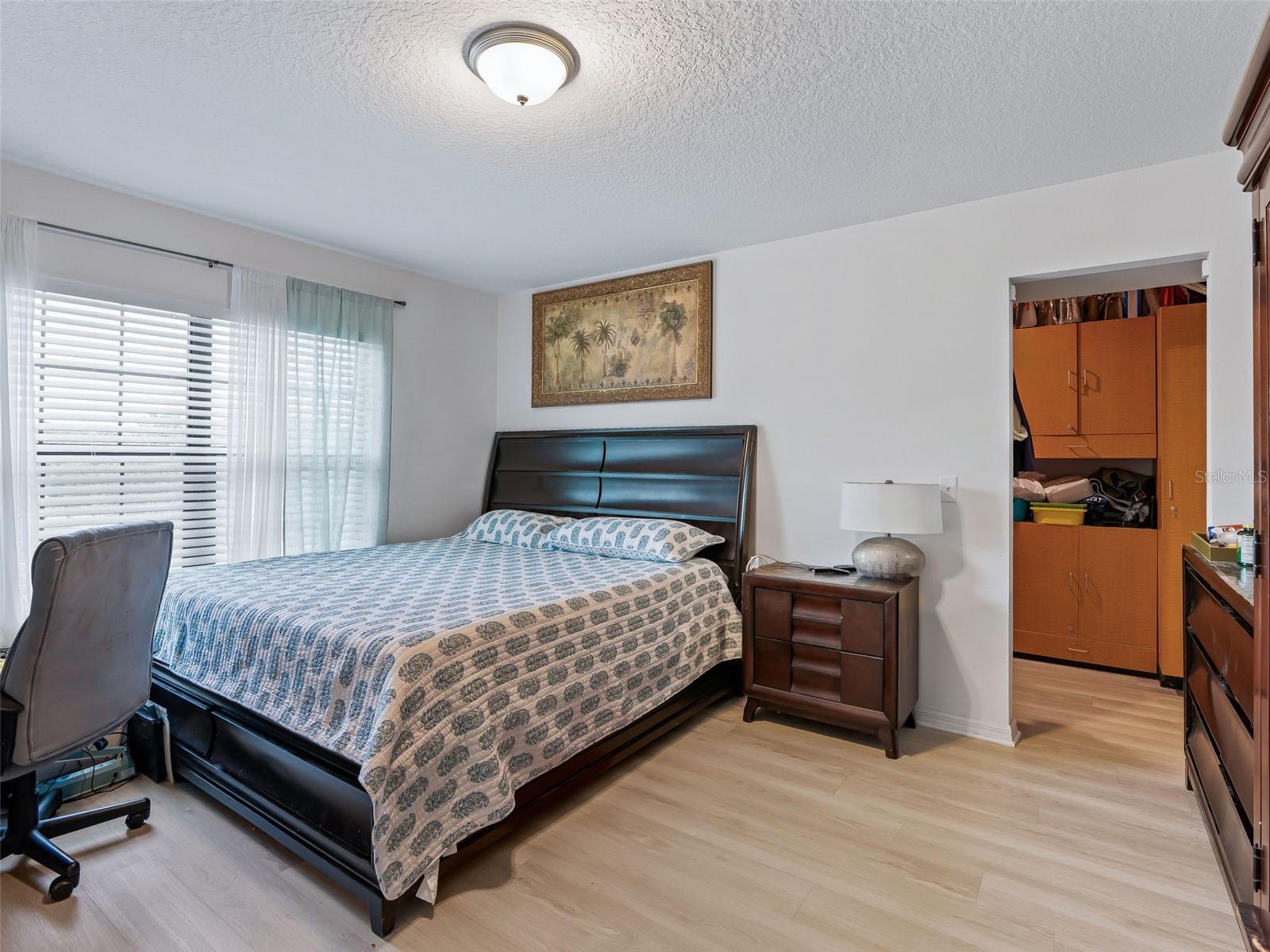 SHERMAN HILLS PH V - Residential