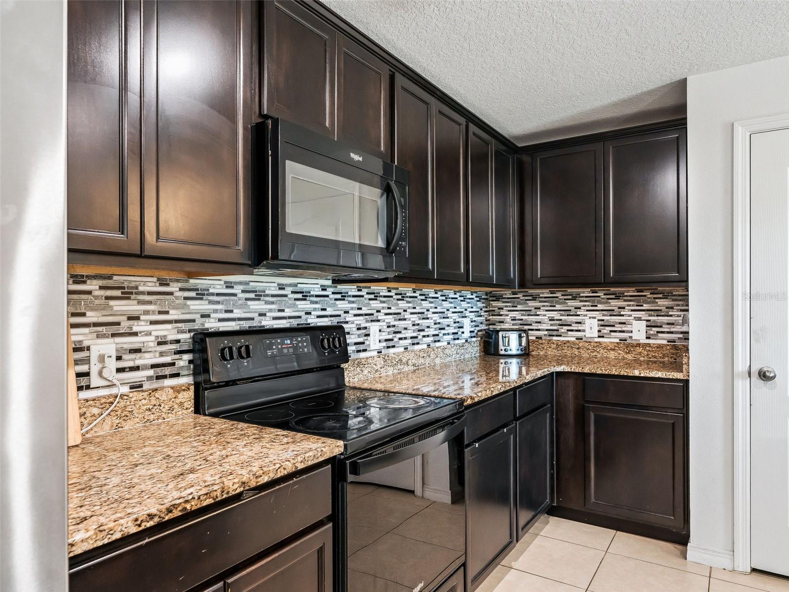 SHERMAN HILLS PH V - Residential