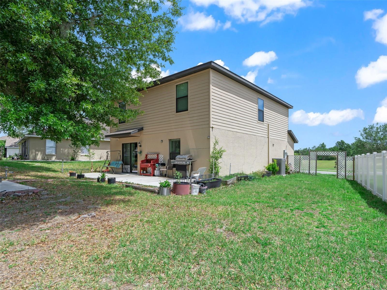 SHERMAN HILLS PH V - Residential