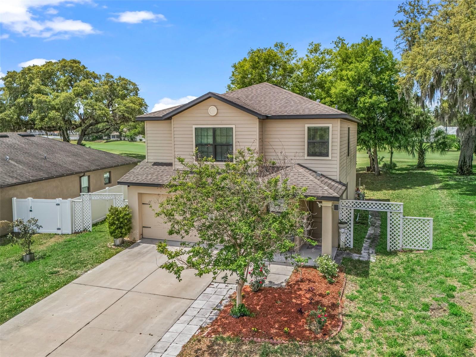 SHERMAN HILLS PH V - Residential