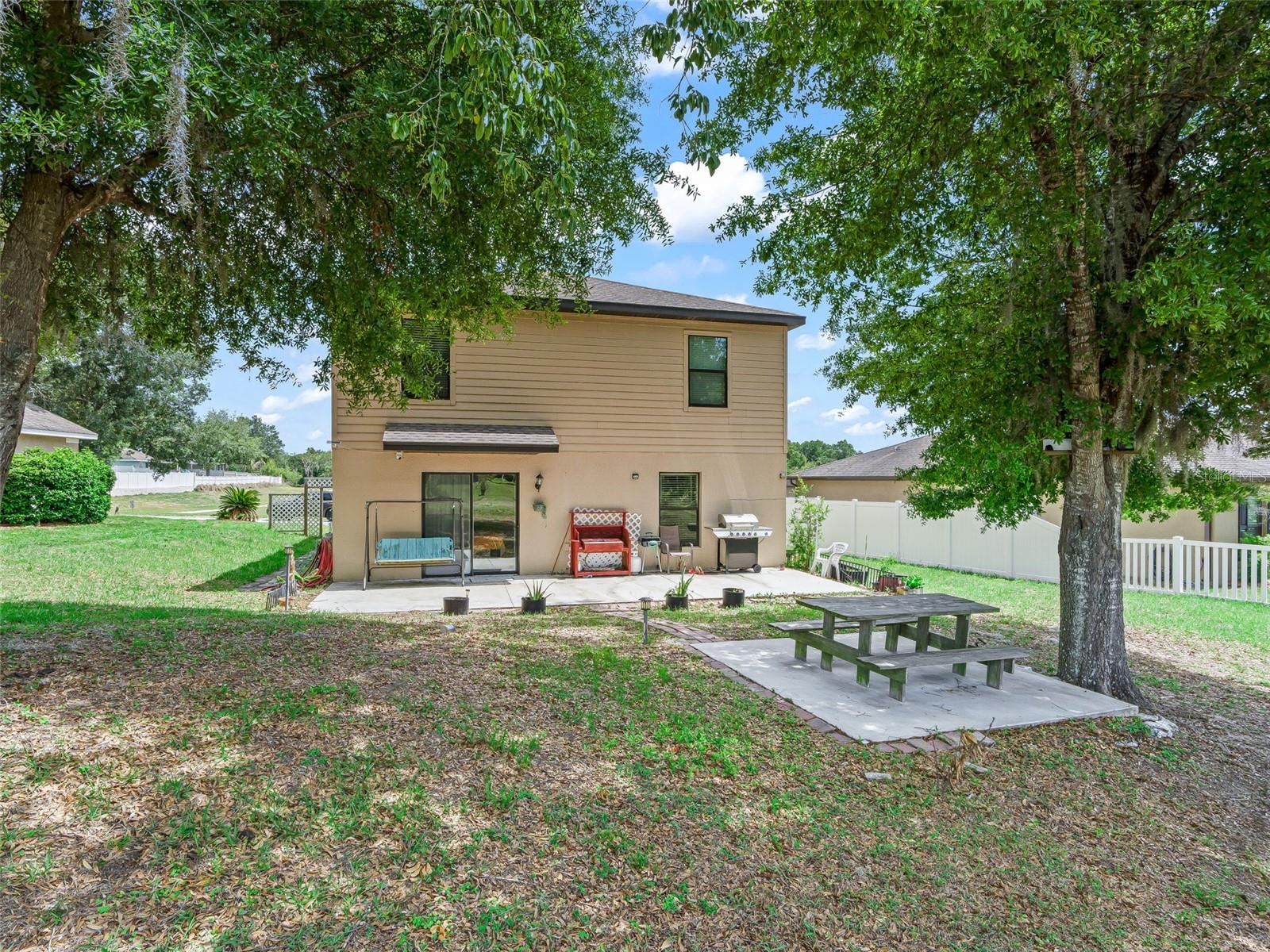 SHERMAN HILLS PH V - Residential