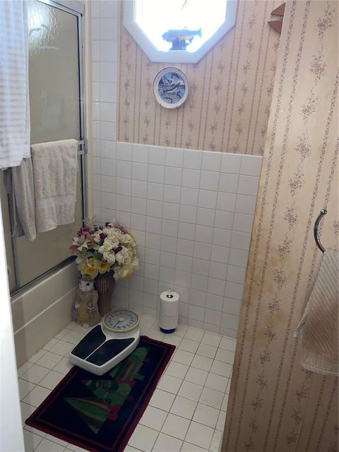 Tiny photo for 1050 Cr 482d, Lake Panasoffkee, FL 33538 (MLS # G5108879)