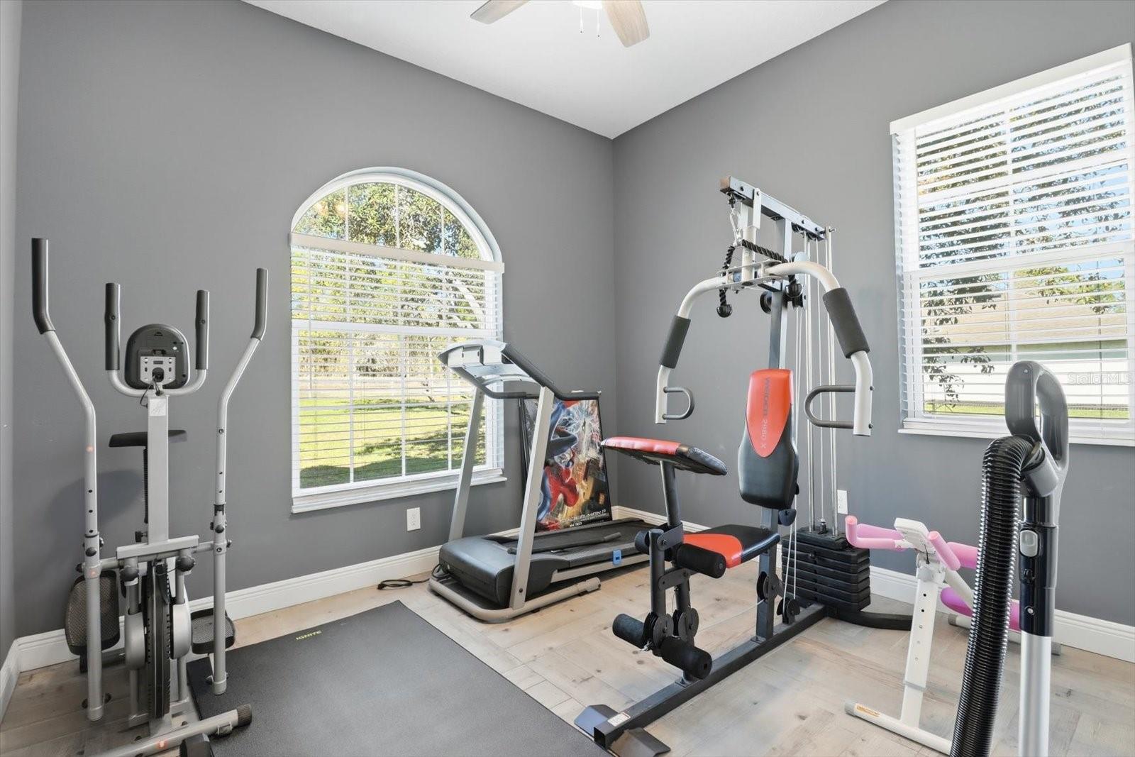 ROYAL HIGHLANDS - Residential