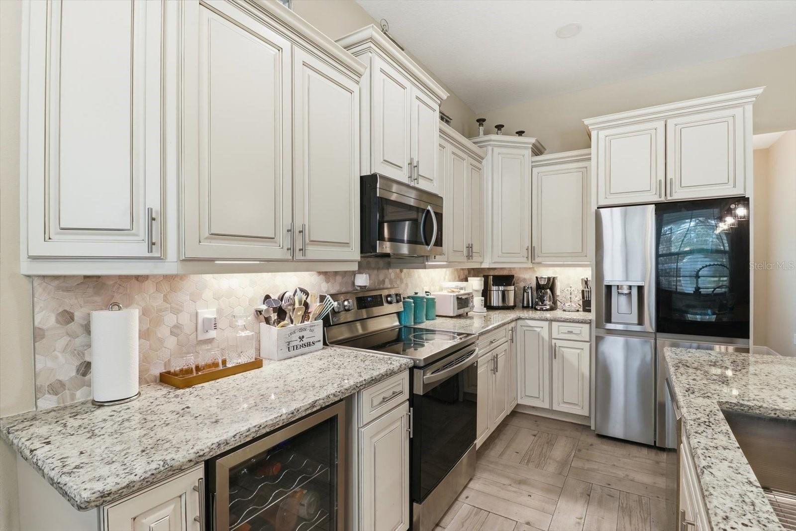 ROYAL HIGHLANDS - Residential