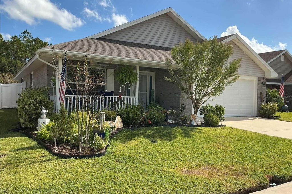 Photo of 25 Rivertown Road, Palm Coast, FL 32137 (MLS # FC316482)