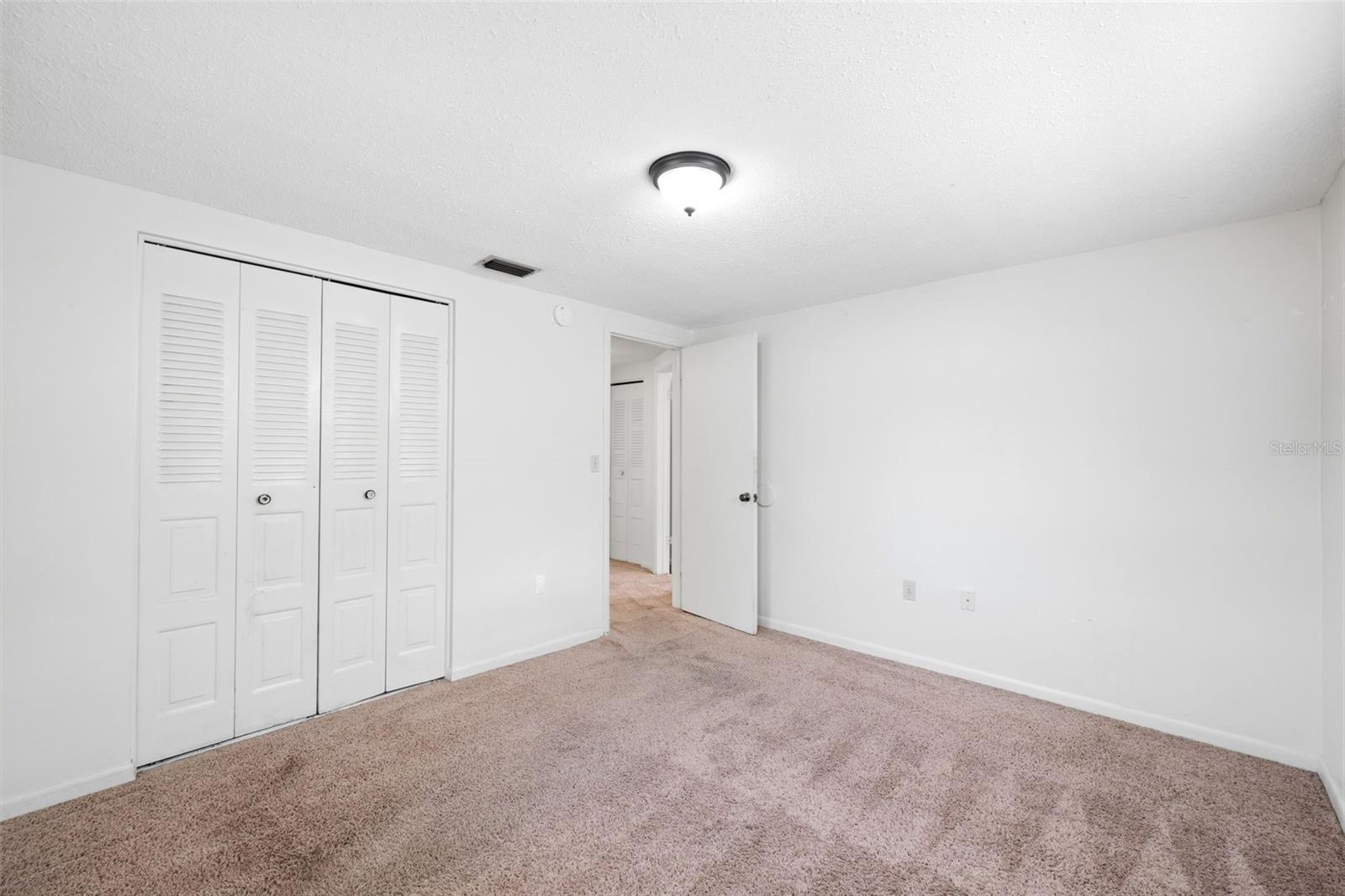 EMBASSY HILLS - Residential