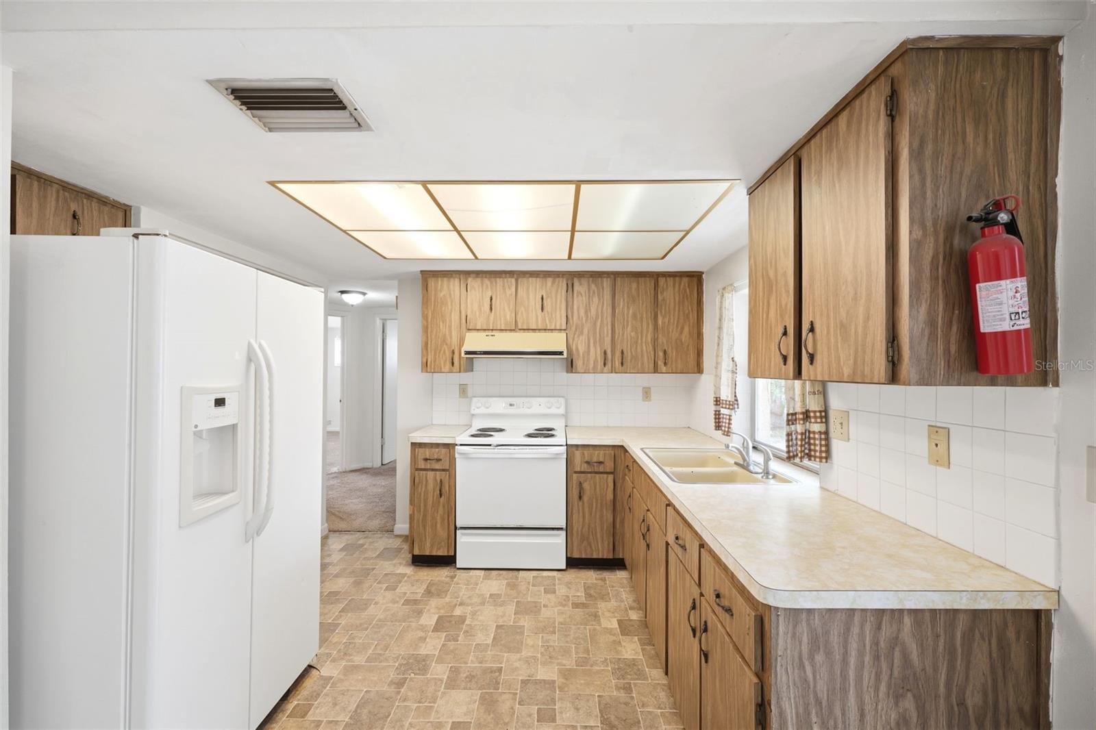 EMBASSY HILLS - Residential