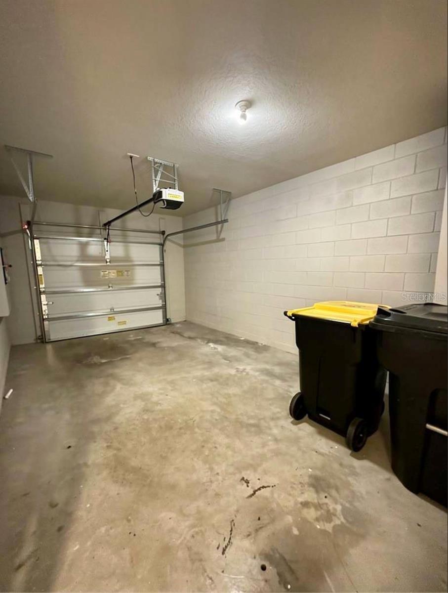 LEGACY UNION TWNHMS - Residential