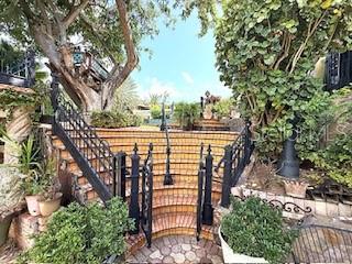 HARBOUR VIEW DRIVE - Residential