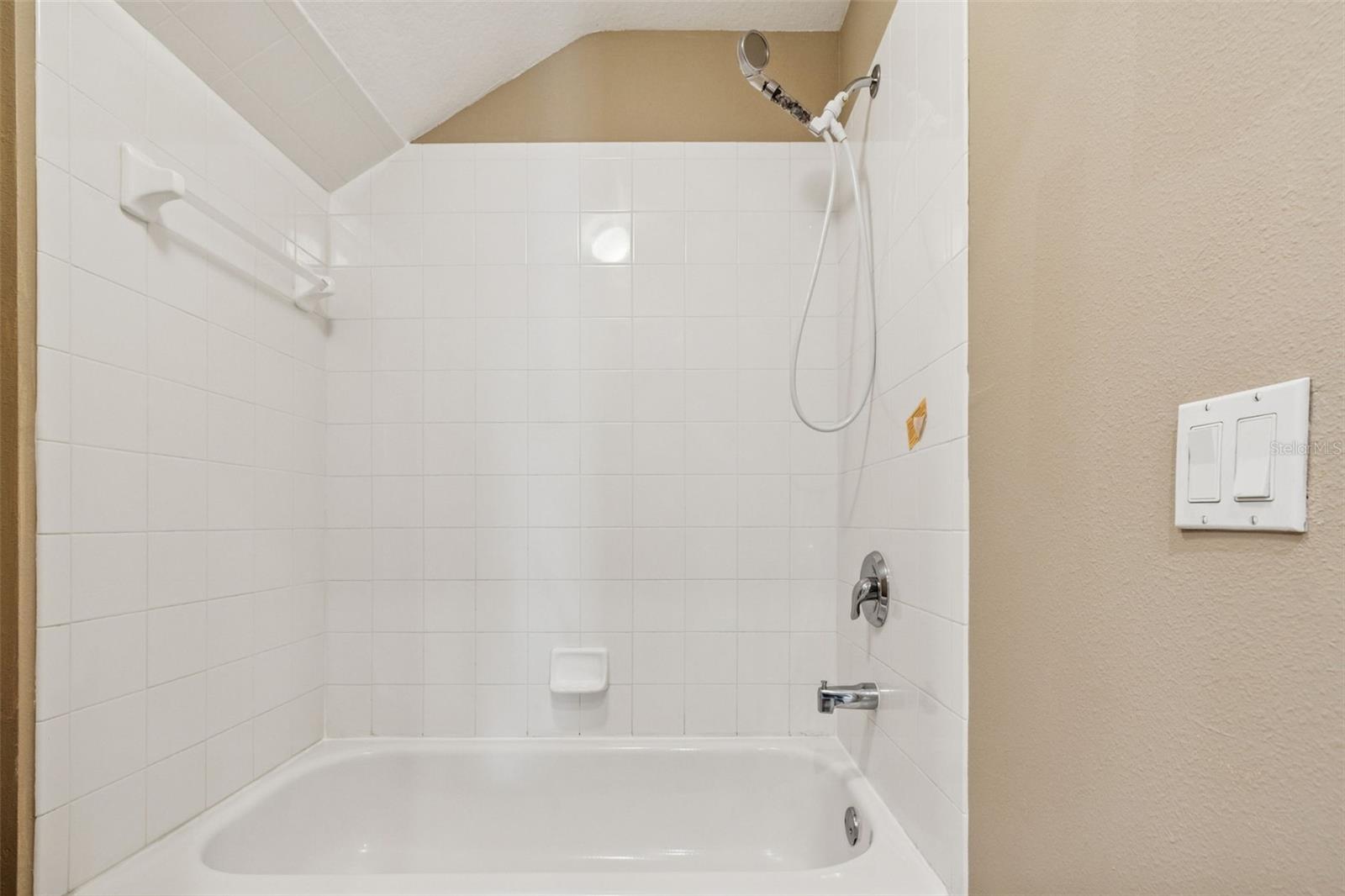 COVERED BRIDGE ESTATES PH 6C,6D&6E - Residential