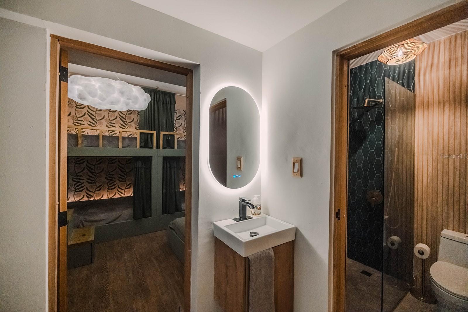 PORT ROAD - Residential