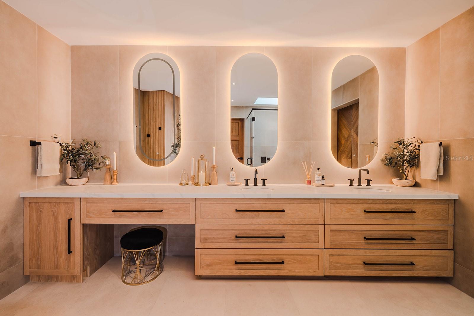 PORT ROAD - Residential