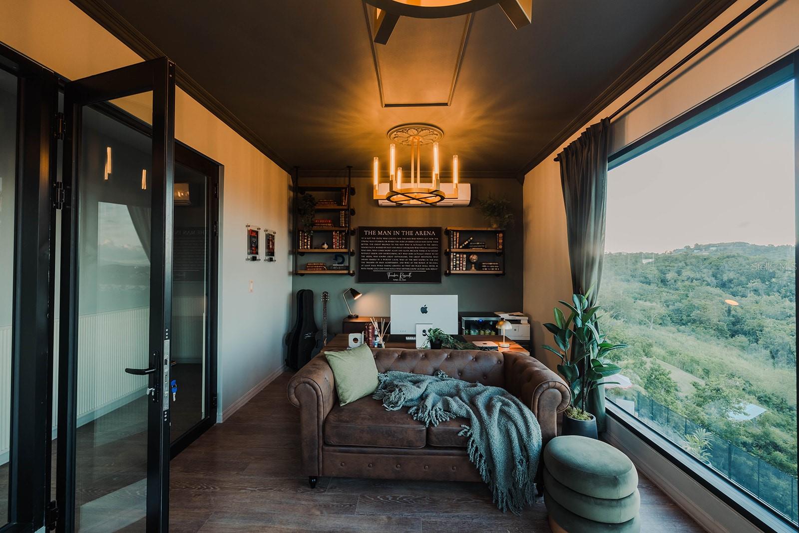 PORT ROAD - Residential