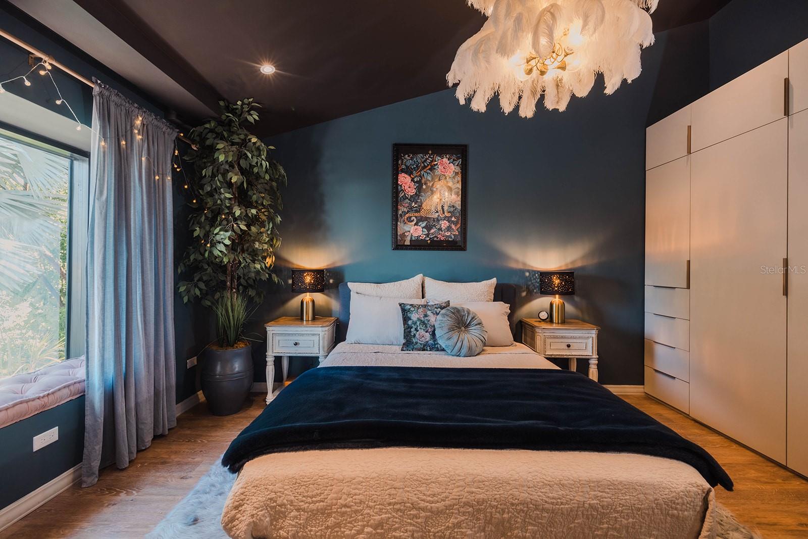 PORT ROAD - Residential