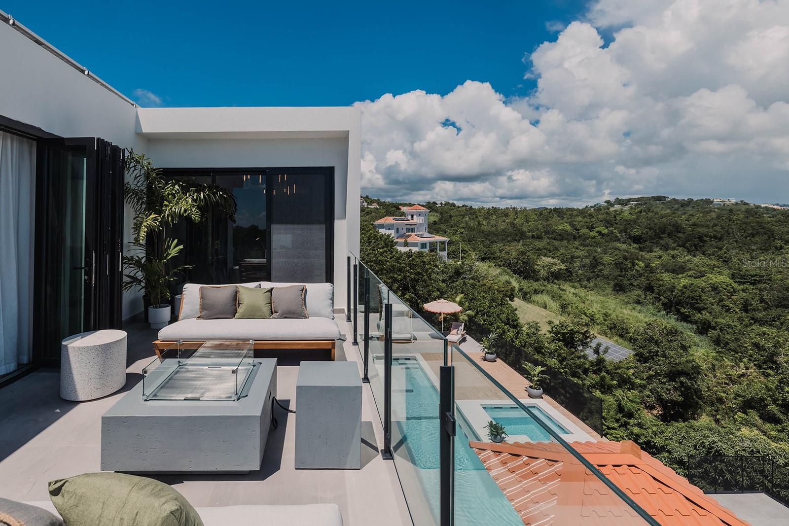 PORT ROAD - Residential